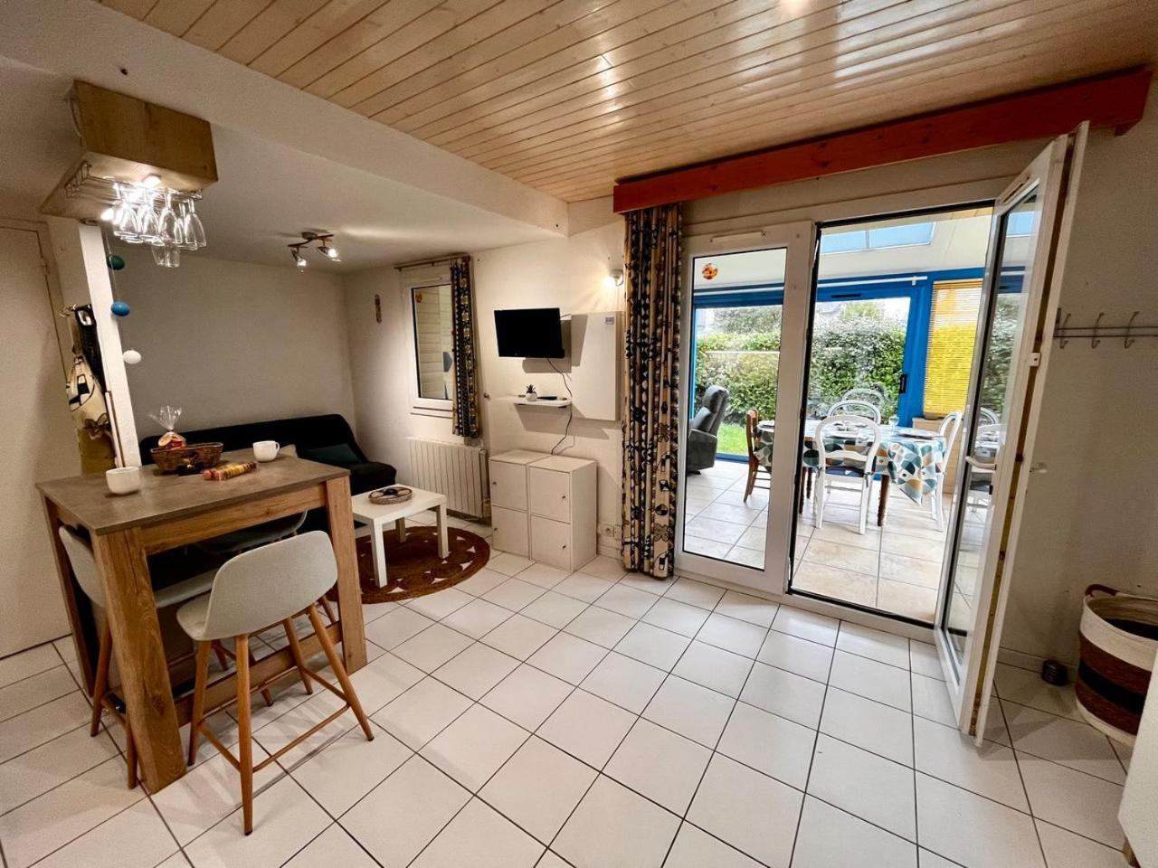 Keraven, Charmante Maisonnette, Piscine Commune 1-4 Personnes Moelan-sur-Mer Exterior photo